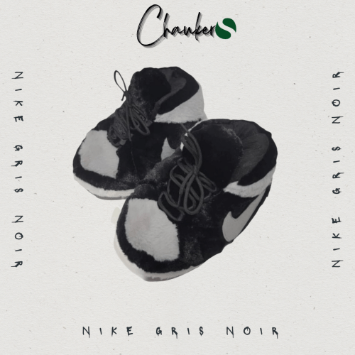 Découvrez le Confort et l'Élégance avec les Chaussons Sneakers Nike Gris Noir