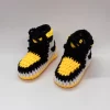 Chausson Bébé Tricot AJ1 Yellow Toe : Des Petits Pas Lumineux vers le Style