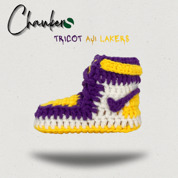 Chausson Bébé Tricot AJ1 Lakers : Des Premiers Pas dans le Style NBA